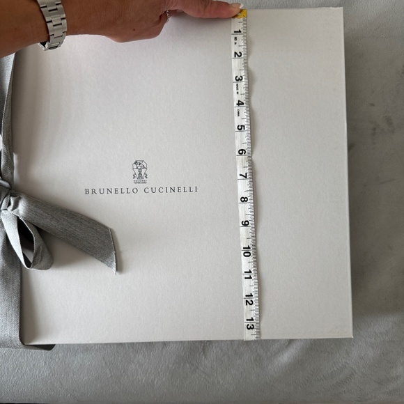 Brunello Cucinelli Gift Box with Ribbon - Picture 4 of 6